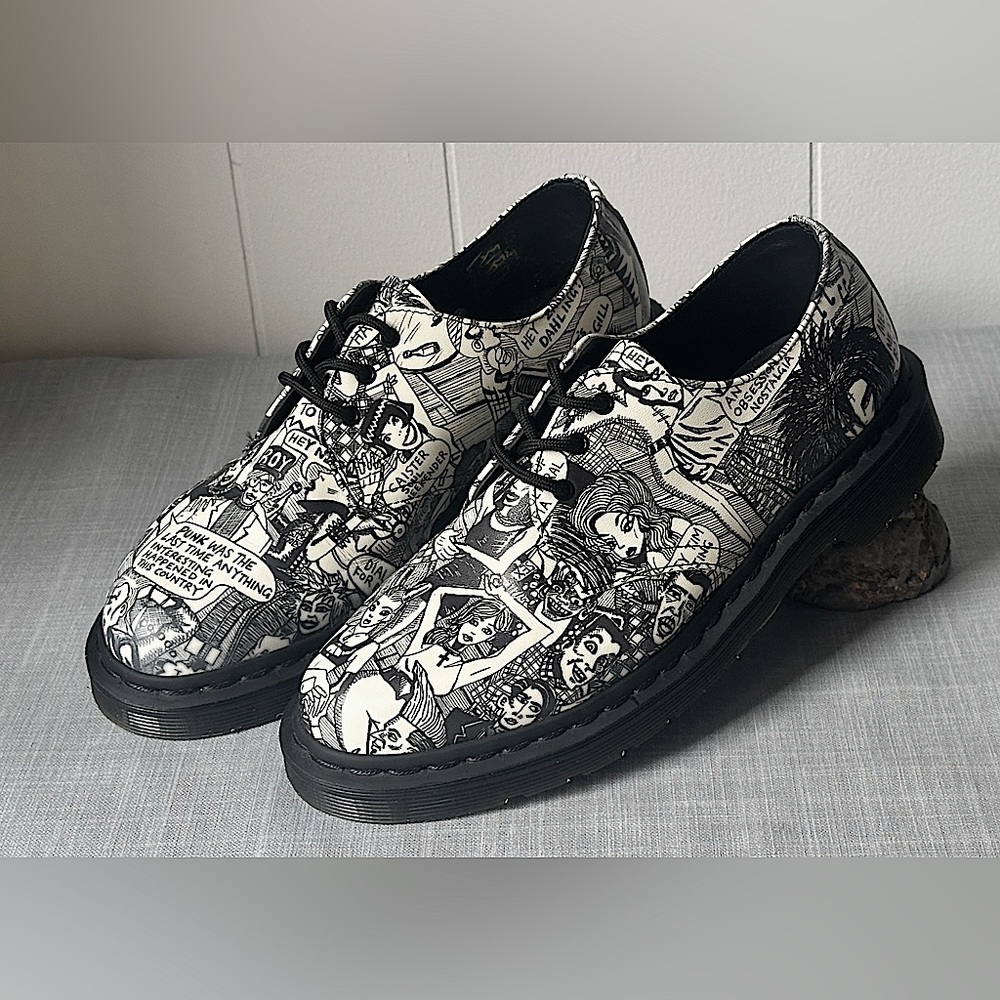 Dr Martens 1461 Party People Wigan
